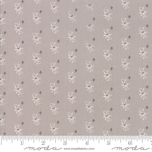 All Hallows Eve by Fig Tree Quilts Fog Grid